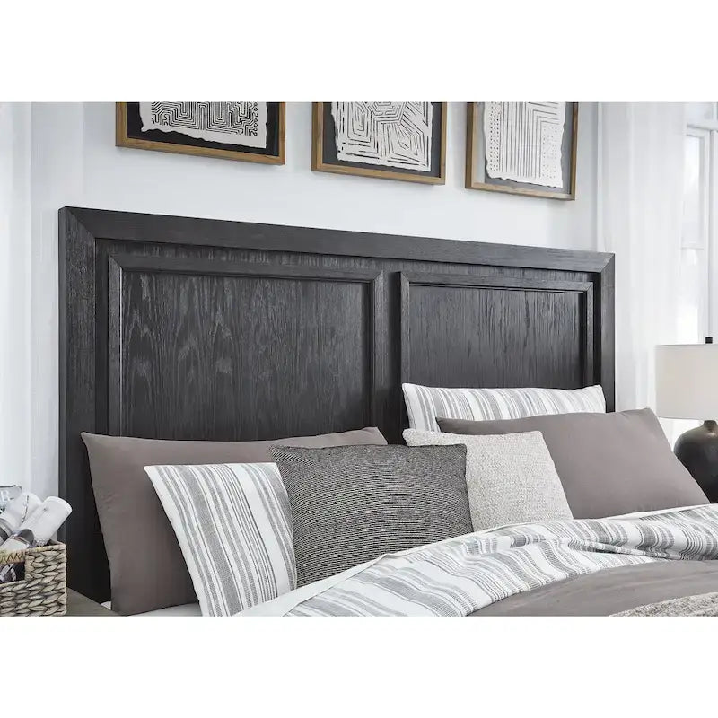 Signature Design by Ashley Foyland Black Storage Bed